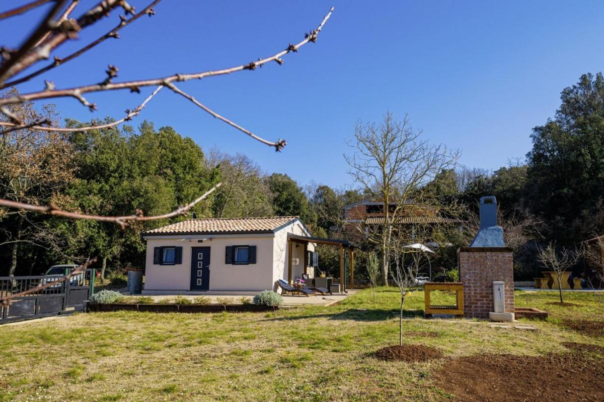 Modean In Pula - Haus Fuer 2-3 Personen Villa ภายนอก รูปภาพ